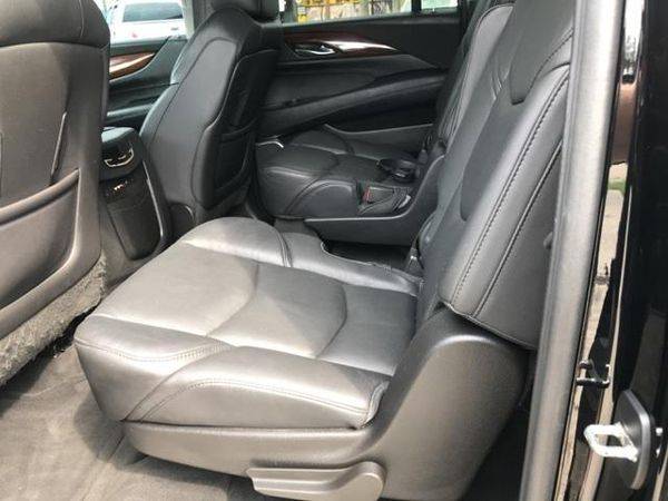2015 Cadillac Escalade Luxury - EVERYBODY RIDES!!! for sale in Metairie, LA – photo 11