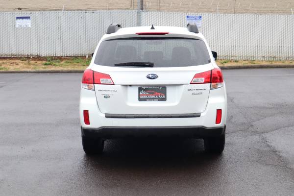 2013 Subaru Outback Limited - LEATHER / MOONROOF / 1 OWNER / LOW... for sale in Beaverton, OR – photo 5