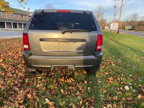 2007Jeep grand Cherokee Laredo - cars & trucks - by owner - vehicle... for sale in Pleasant Valley, NY – photo 6