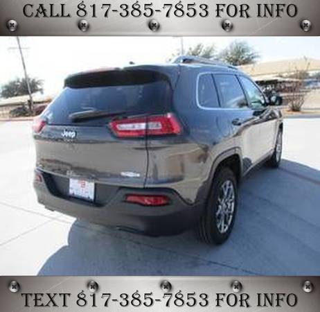 2018 Jeep Cherokee Latitude Plus - Ask About Our Special Pricing! for sale in Granbury, TX – photo 3