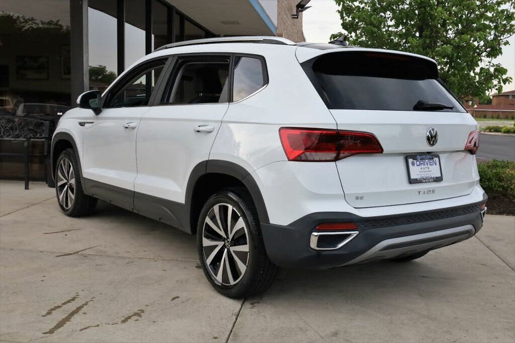 2022 Volkswagen Taos SE FWD for sale in Oak Forest, IL – photo 3