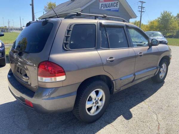 2006 Hyundai Santa Fe - cars & trucks - by dealer - vehicle... for sale in Galloway, OH – photo 4