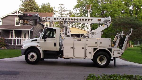 2008 INTERNATIONAL 4300 DT 106K w/ALTEC AT40C 40 CABLE PLACING for sale in Lockport, NY – photo 8