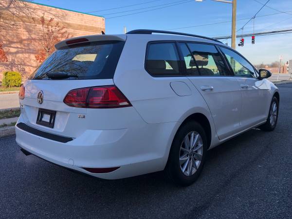 2015 VW GOLF 4DR TSI WAGON, RARE! SO GLEAN! RUNS GREAT!! W/SNOW... for sale in Melville, NY – photo 5