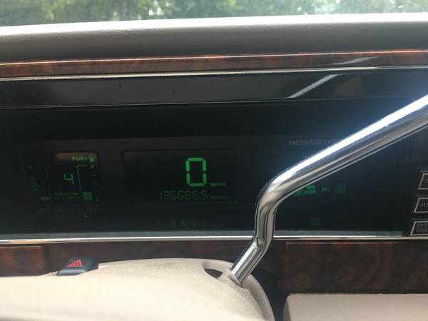 1994 Lincoln Continental Signatur for sale in Indianapolis, IN – photo 3