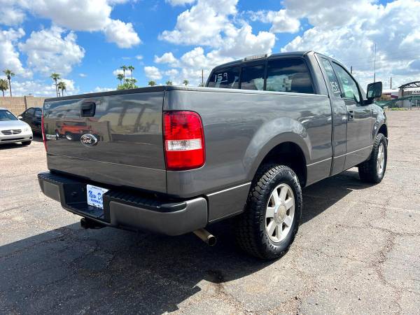 2005 Ford F-150 F150 F 150 Reg Cab 126 XLT FREE CARFAX ON EVERY for sale in Glendale, AZ – photo 2