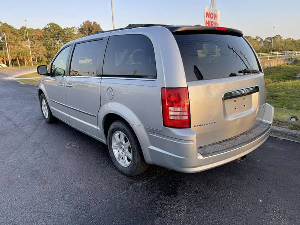 2010 Chrysler Town and Country Touring 4dr Mini-Van for sale in Hudson, FL – photo 8