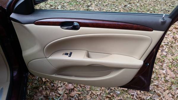 2007 Buick Lucerne, Original Owner, Excellent Condition - cars & for sale in Newnan, GA – photo 10