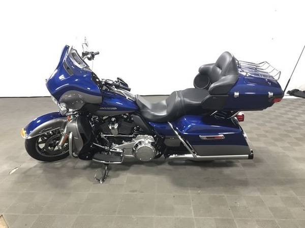 2017 Harley-Davidson ULTRA LIMITED -NOT A Pre-Approval! for sale in Bloomington, IL – photo 3