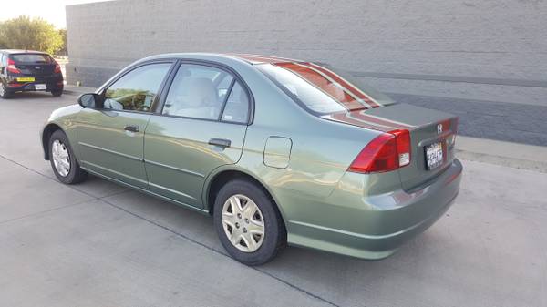 2004 Honda Civic (SUPER LOW MILES, CLEAN TITLE, GREAT DEAL) for sale in Porterville, CA – photo 4