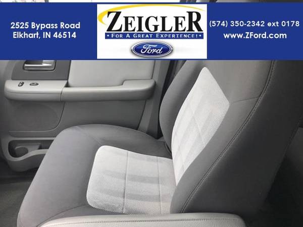 2004 Ford Expedition SUV XLT (Silver Birch Clearcoat Metallic) for sale in Elkhart, IN – photo 4