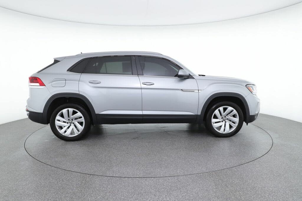 2020 Volkswagen Atlas Cross Sport 2.0T SE 4Motion with Technology for sale in Other, NJ – photo 2