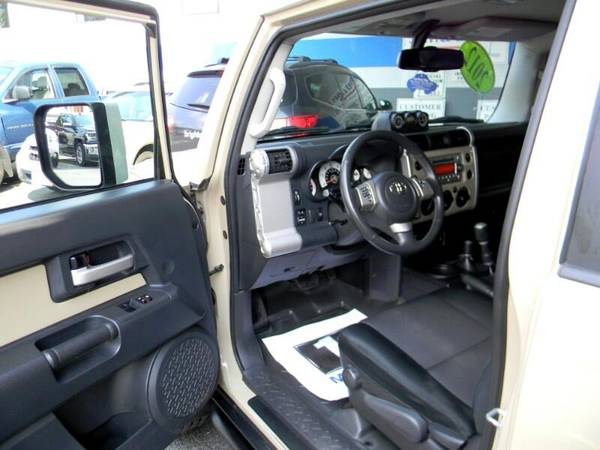 2012 Toyota FJ Cruiser 4WD 4 0L V6 HARD TO FIND SUV for sale in Plaistow, MA – photo 18