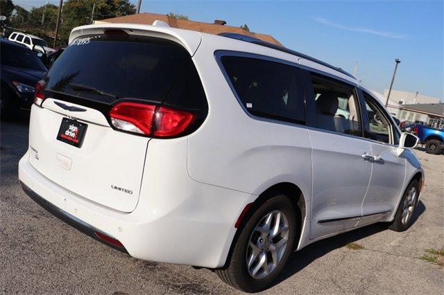 2020 Chrysler Pacifica Limited for sale in Chicago, IL – photo 6