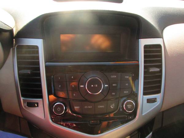 2012 Chevy Cruze LT 1.4L 4cyl Auto*autoworldil.com*"GREAT GAS MILEAGE" for sale in Carbondale, IL – photo 19