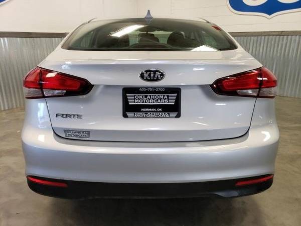 2017 Kia Forte LX - - by dealer - vehicle automotive for sale in Norman, OK – photo 8