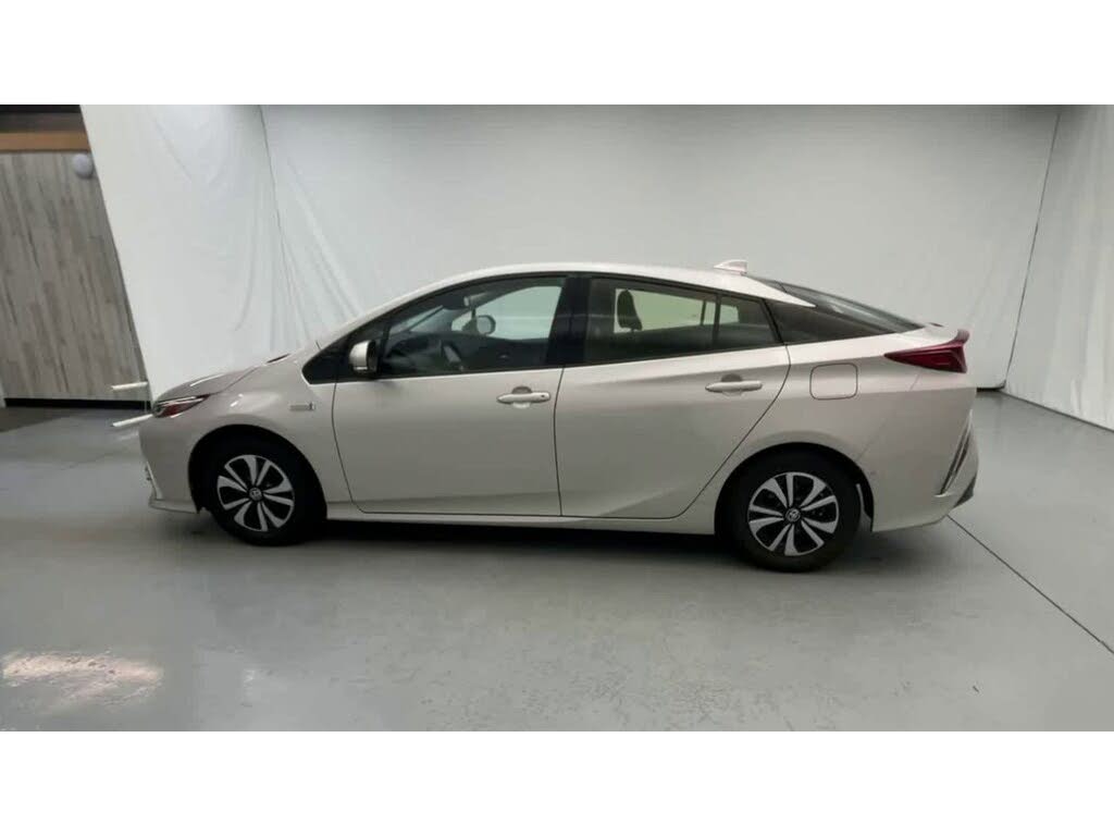 2017 Toyota Prius Prime Advanced for sale in Gainesville, GA – photo 5