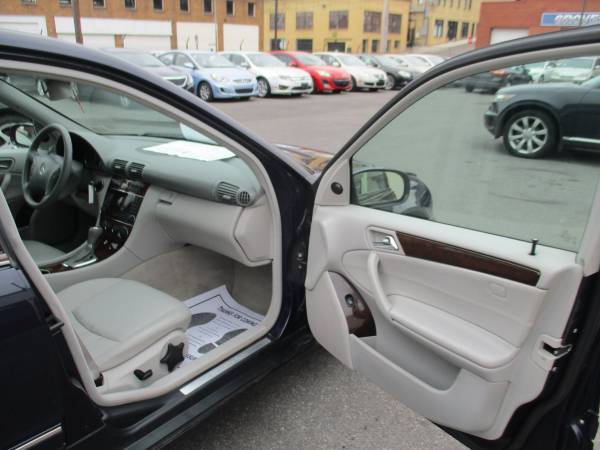 2006 Mercedez-Benz C280 Lexury **4MATIC/ Leather & Sunroof for sale in Roanoke, VA – photo 17