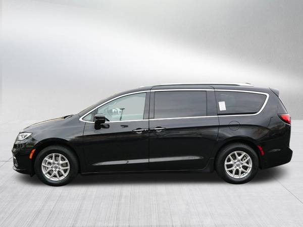 2021 Chrysler Pacifica Touring L - - by dealer for sale in St Louis Park, MN – photo 4