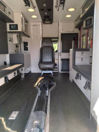 2013 Ford E450 Gas Ambulance! for sale in Rock Falls, IL – photo 19
