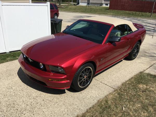 Mustang GT Premium Convertible, Low Miles for sale in milwaukee, WI – photo 3