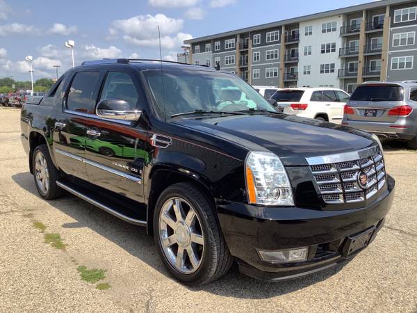 2008 Cadillac Escalade EXT AWD 4dr - - by dealer for sale in Portage, WI