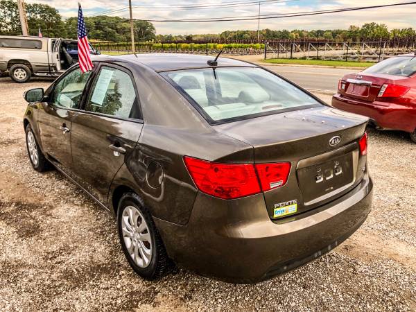 2010 Kia Forte Passes Echeck! - Drive Now $2,500 for sale in Madison , OH – photo 6