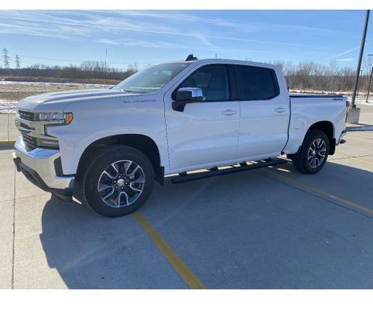 2020 Chevy Crew Cab 4X4 4900 miles for sale in URBANDALE, IA – photo 7