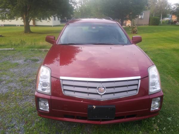 2005 Cadillac SRX runs great but needs brake line fixed for sale in St. Albans, VT