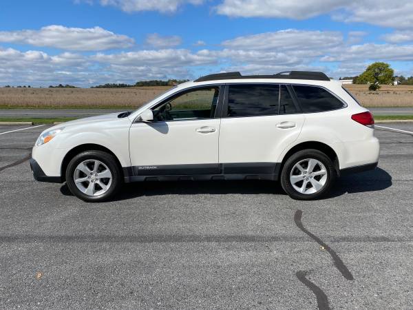 2013 Subaru Outback 2 5i Premium Wagon AWD - - by for sale in Mount Joy, PA – photo 8
