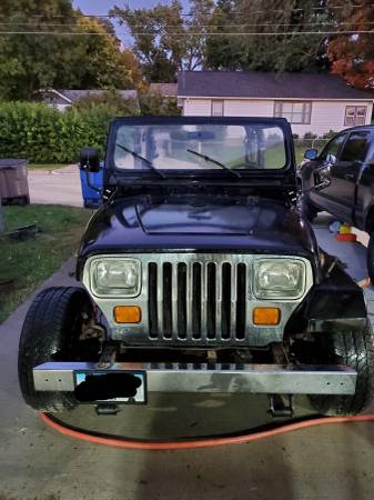 1993 Jeep Wrangler YJ - manual transmission - - by for sale in Des Moines, IA