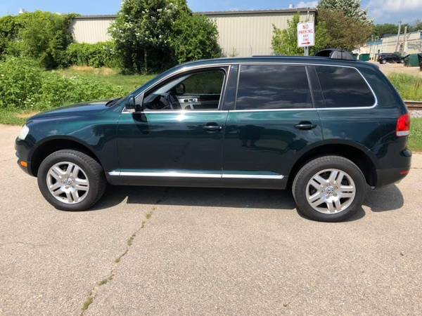 2004 Volkswagen Touareg · Sport Utility 4D for sale in Madison, WI – photo 8