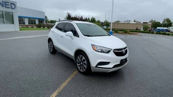 2021 Buick Encore Preferred hatchback White Frost Tricoat - cars & for sale in Bentonville, AR – photo 2