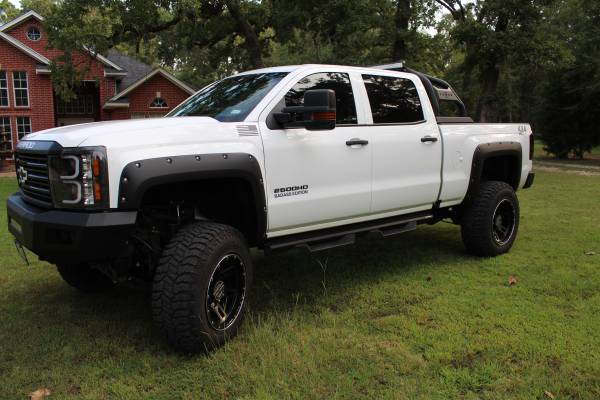 Chevy Silverado 2500 HD 4x4 only 30k miles - - by for sale in Elkhart, TX – photo 9