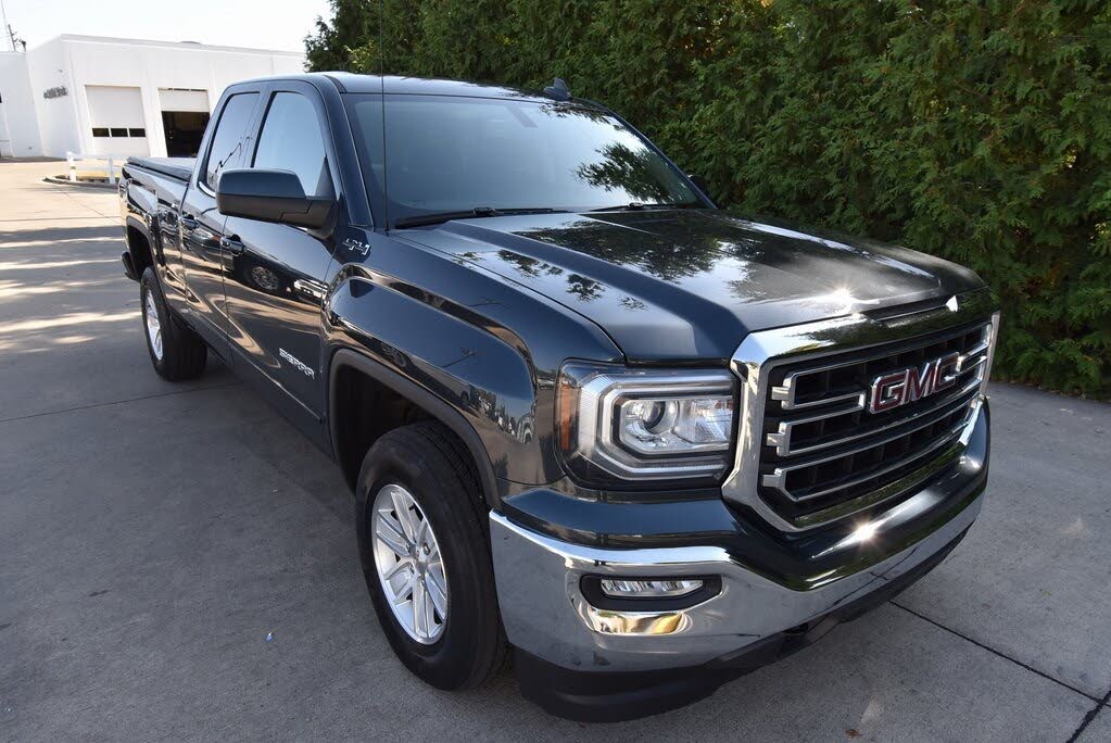 2019 GMC Sierra 1500 Limited SLE Double Cab 4WD for sale in Morton, IL – photo 2