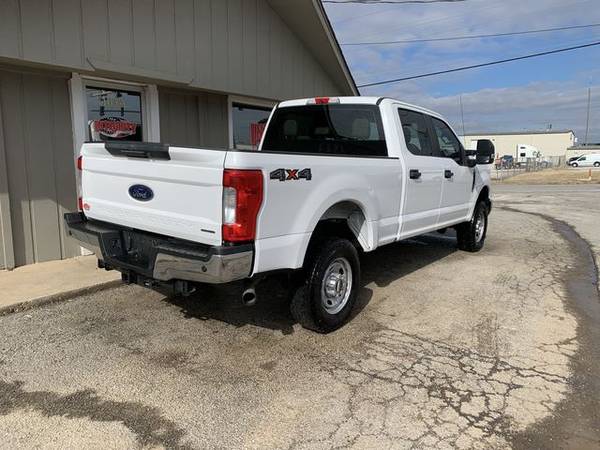 2019 Ford F250 SD XL Crew Cab Short Bed pickup WHITE for sale in Bethel Heights, AR – photo 3
