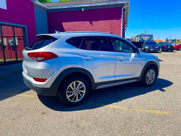 2018 Hyundai Tucson SEL FWD - - by dealer - vehicle for sale in South St. Paul, MN – photo 4
