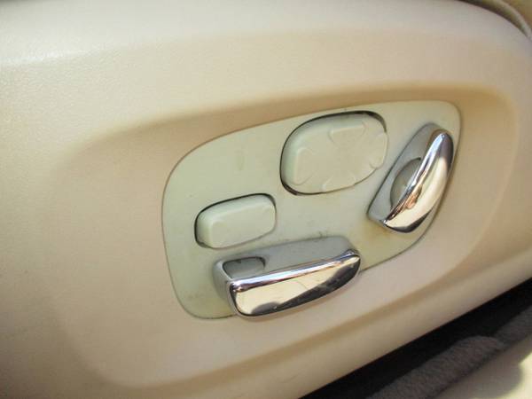 2008 Jaguar XJ8 72, 564 Low Miles Clean Carfax Dealer Serviced - cars for sale in Fort Lauderdale, FL – photo 18