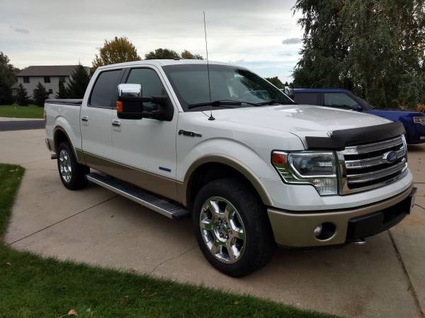 2013 F150 Lariat Crew Cab 4x4 loaded low miles MINT! for sale in Sun Prairie, WI – photo 2