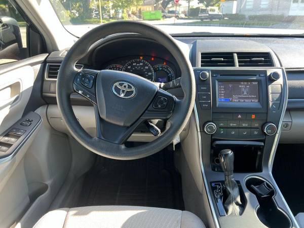 2015 Toyota Camry XLE 4dr Sedan - - by dealer for sale in TAMPA, FL – photo 24