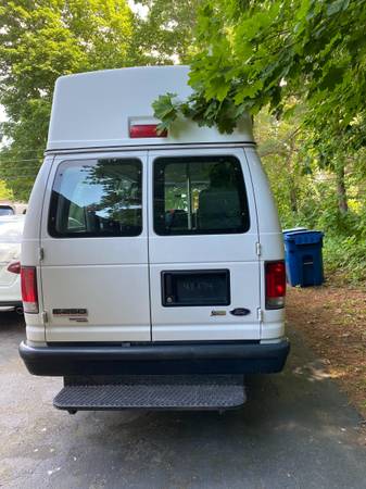 wheelchair van for sale in Latham, NY – photo 3