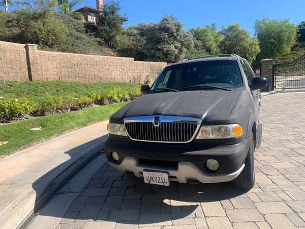 2001 Lincoln Navigator - - by dealer - vehicle for sale in Thousand Oaks, CA – photo 3