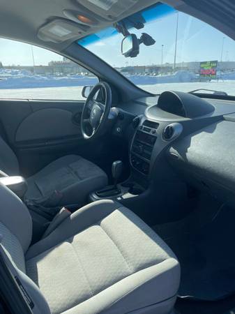 2006 Saturn Ion for sale in Moorhead, ND – photo 7