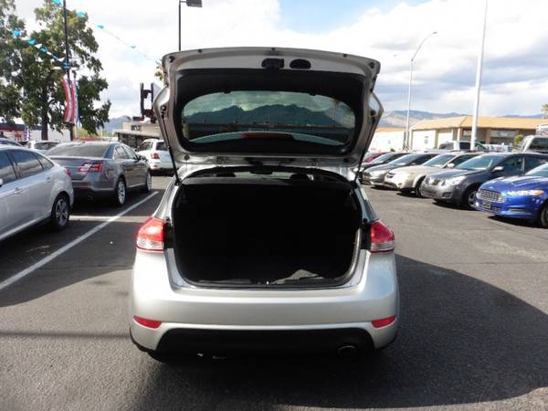 2015 Kia Forte 5dr HB Auto EX / LOW MILES / GAS SAVER!... for sale in Tucson, AZ – photo 8