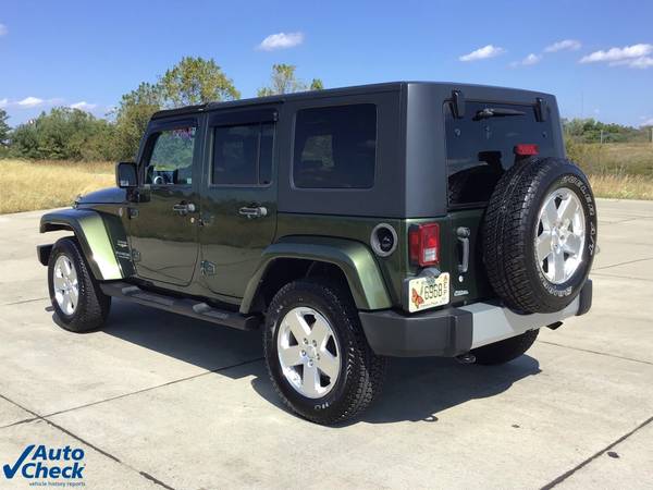 2009 Jeep Wrangler unlimited Sahara Hardtop 4X4 4D SUV w LOW MILES for sale in Dry Ridge, KY – photo 5