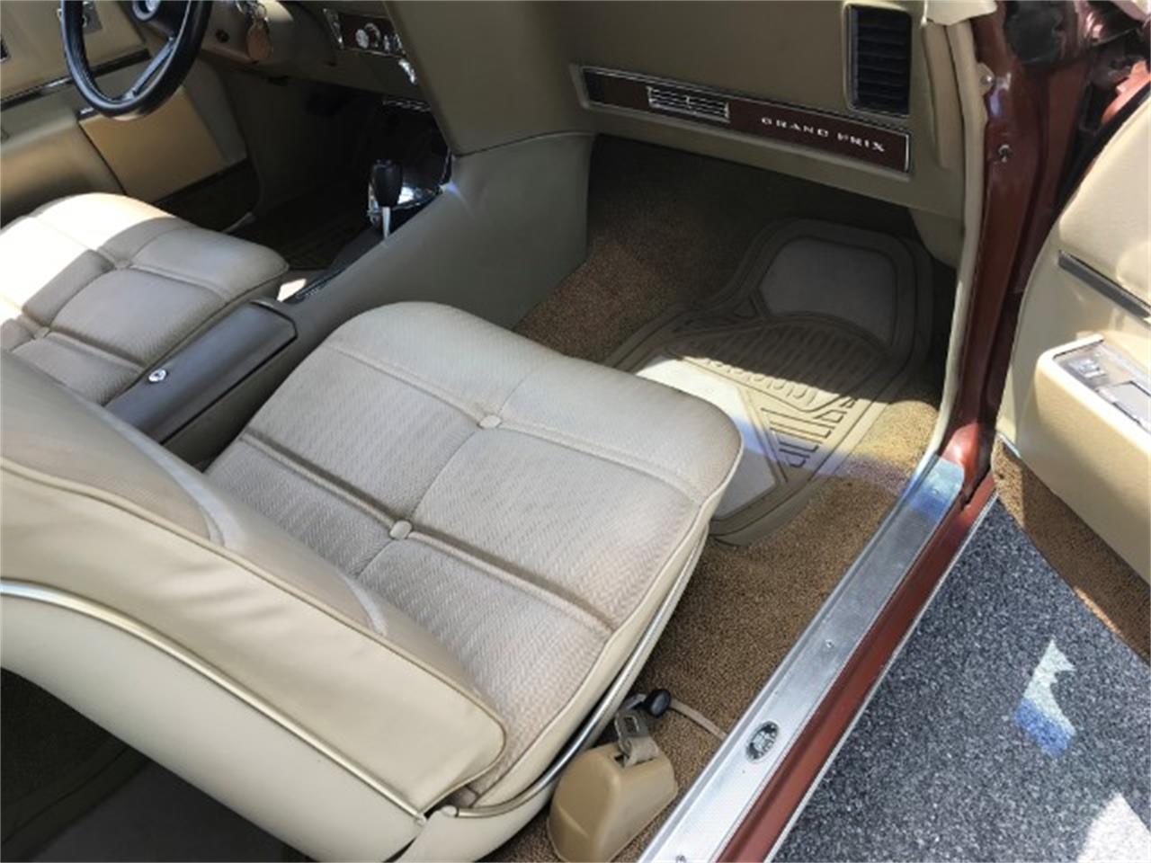 1971 Pontiac Grand Prix for sale in Harpers Ferry, WV – photo 12