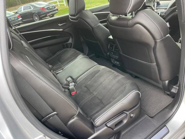 Wow! A 2019 Acura MDX with 79, 698 Miles-Hartford for sale in South Windsor, CT – photo 16