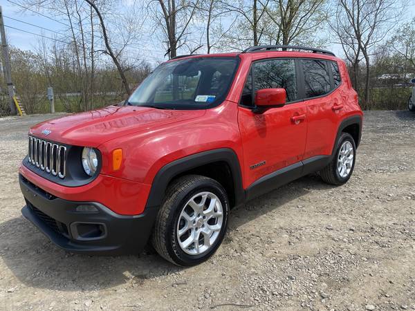 2015 Jeep Renegade Latitude Sport Utility 4D 4x4 for sale in Williamson, NY – photo 3