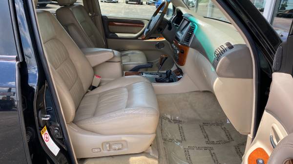 2006 Lexus LX 470 4dr SUV - - by dealer - vehicle for sale in Middleton, WI – photo 12