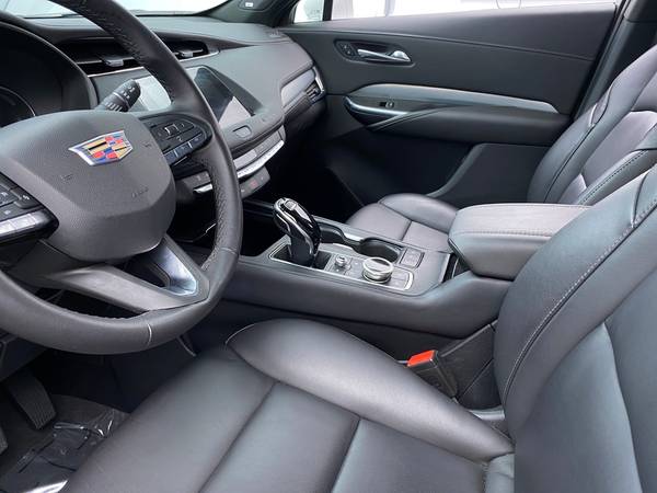 2020 Caddy Cadillac XT4 Premium Luxury Sport Utility 4D hatchback -... for sale in Farmington, MI – photo 21